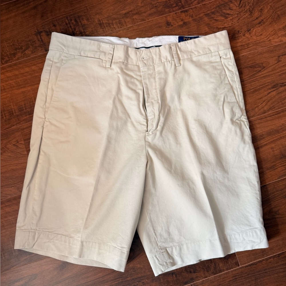 Ralph Lauren Men's Cream Flat Front Shorts